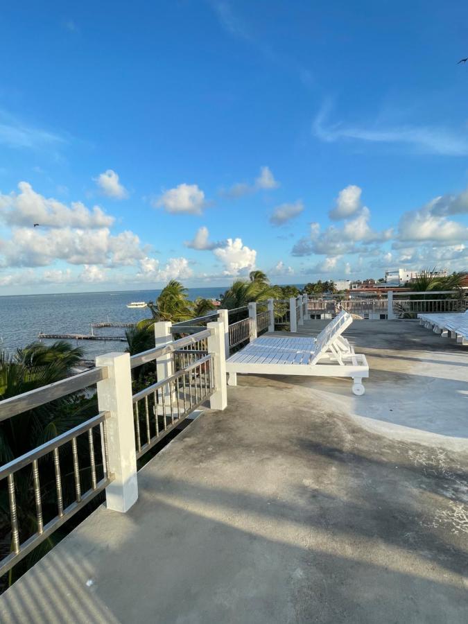Caye Caulker Beach Hotel Екстериор снимка
