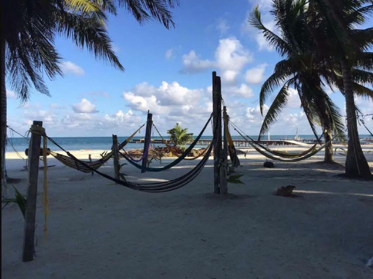 Caye Caulker Beach Hotel Екстериор снимка